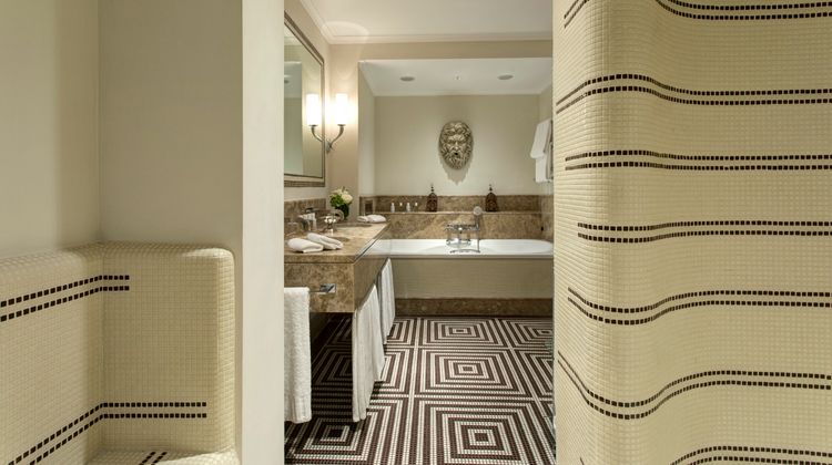 Rocco Forte Hotel de Russie Room