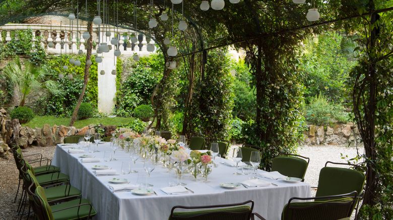 <b>Rocco Forte Hotel de Russie Restaurant</b>. Images powered by <a href="https://www.leonardoworldwide.com/" title="Leonardo Worldwide" target="_blank">Leonardo</a>.