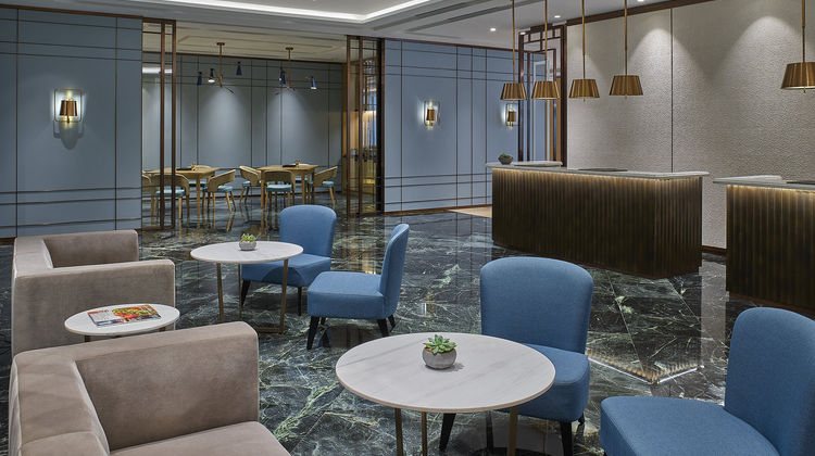 Two MacDonnell Road Lobby
