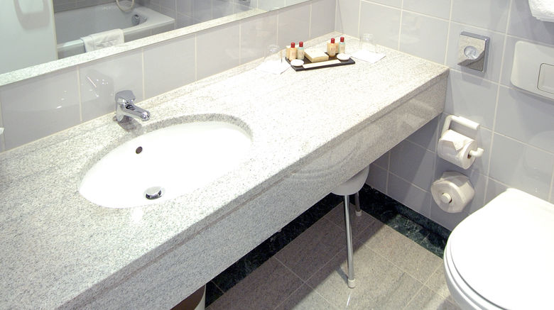 <b>K+K Hotel Opera, Budapest Room</b>. Images powered by <a href="https://www.leonardoworldwide.com/" title="Leonardo Worldwide" target="_blank">Leonardo</a>.