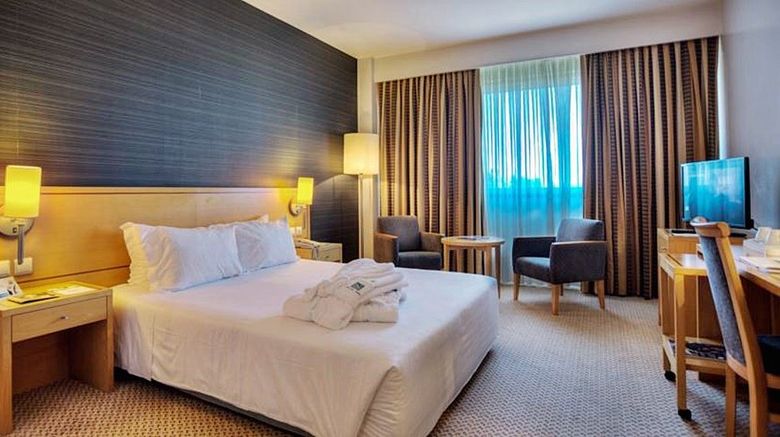 <b>Hotel Portus Cale Room</b>. Images powered by <a href="https://www.leonardoworldwide.com/" title="Leonardo Worldwide" target="_blank">Leonardo</a>.
