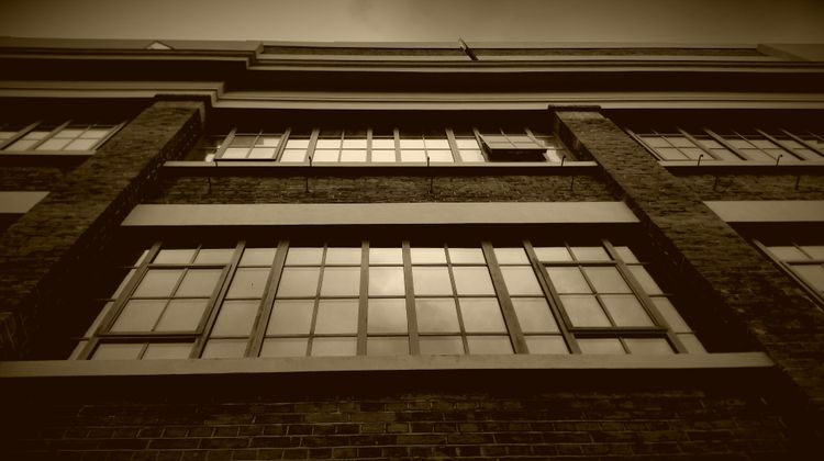 New Road Hotel Exterior
