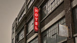 New Road Hotel Exterior