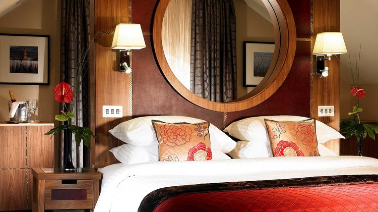 Westport Plaza Hotel Room