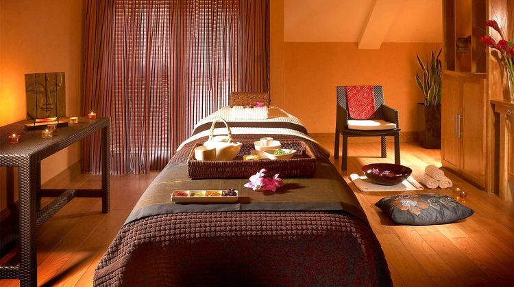 Westport Plaza Hotel Spa