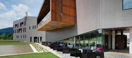 Miura Hotel Exterior