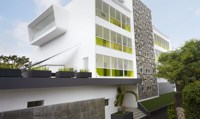 Luna2 Studios, a Design Hotel Exterior