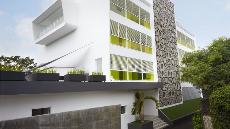 Luna2 Studios, a Design Hotel Exterior