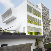 Luna2 Studios, a Design Hotel