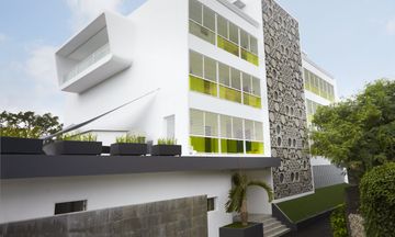 Luna2 Studios, a Design Hotel