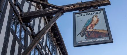 Falcon Hotel Exterior