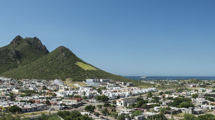 Holiday Inn Express Guaymas Pool