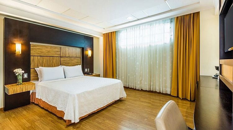 GH Galeria Hotel Room