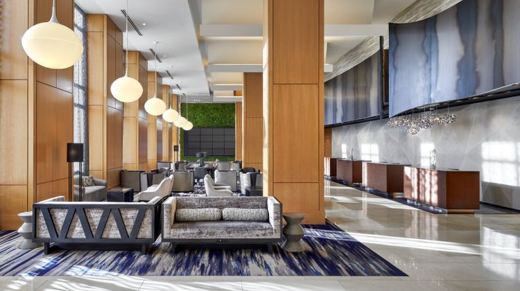 Loews Chicago O'Hare Hotel Lobby