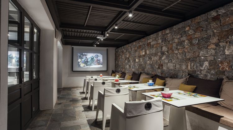 Anemi Hotel, a Design Hotel Meeting