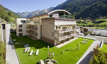 Bergland Design & Wellnesshotel Soelden