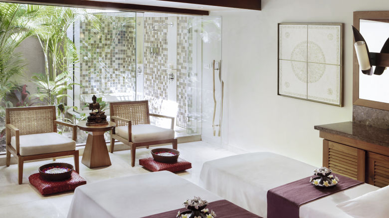 <b>Shanti Maurice Pool</b>. Images powered by <a href="https://www.leonardoworldwide.com/" title="Leonardo Worldwide" target="_blank">Leonardo</a>.