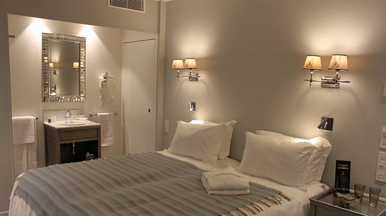 My Home in Paris Room