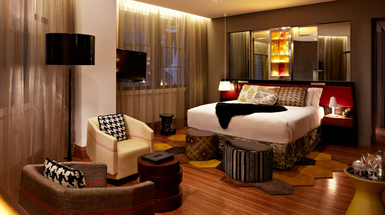 QT Sydney Suite