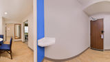 <b>Holiday Inn Express & Stes Siloam Sprgs Room</b>. Virtual Tours powered by <a href="https://www.leonardoworldwide.com/" title="Leonardo Worldwide" target="_blank">Leonardo</a>.