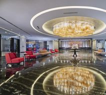 Hotel Boss Lobby