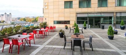Thon Hotel Opera Exterior