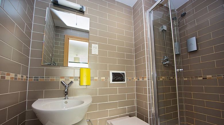 <b>Staycity Duke Street Room</b>. Images powered by <a href="https://www.leonardoworldwide.com/" title="Leonardo Worldwide" target="_blank">Leonardo</a>.