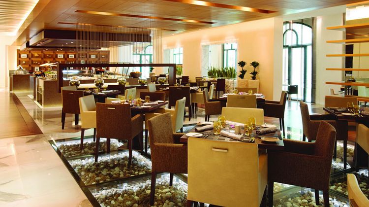 Al Ain Rotana Hotel Restaurant