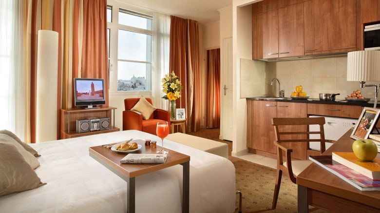 <b>Citadines St Germain des Pres Paris Room</b>. Images powered by <a href="https://www.leonardoworldwide.com/" title="Leonardo Worldwide" target="_blank">Leonardo</a>.