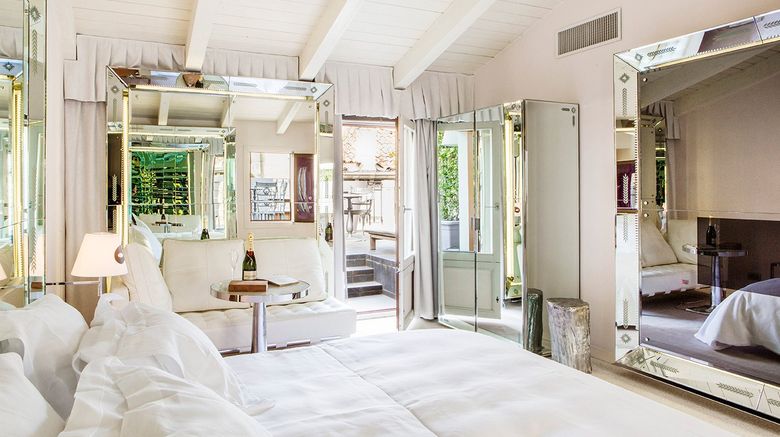<b>Palazzina Grassi Room</b>. Images powered by <a href="https://www.leonardoworldwide.com/" title="Leonardo Worldwide" target="_blank">Leonardo</a>.