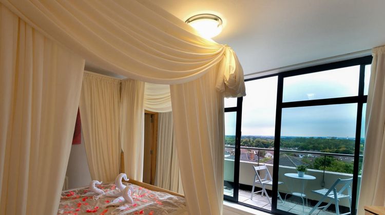 Green Isle Conference & Leisure Hotel Suite