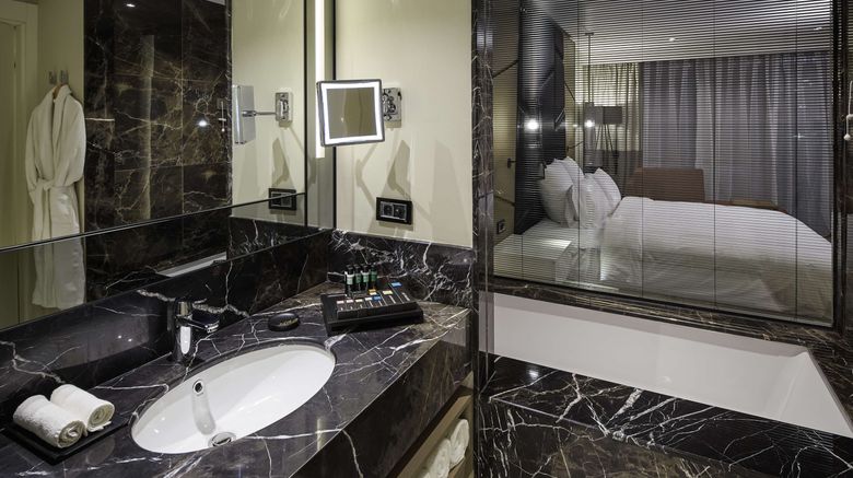 <b>Pullman Istanbul Hotel & Convention Ctr Room</b>. Images powered by <a href="https://www.leonardoworldwide.com/" title="Leonardo Worldwide" target="_blank">Leonardo</a>.
