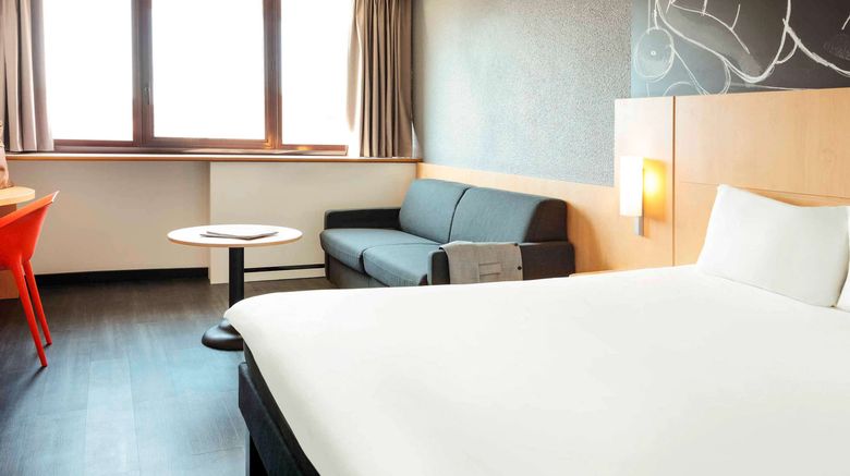 <b>Ibis Suite Place de la Comedie Exterior</b>. Images powered by <a href="https://www.leonardoworldwide.com/" title="Leonardo Worldwide" target="_blank">Leonardo</a>.