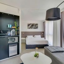 Novotel Suites Paris Issy les Molineaux