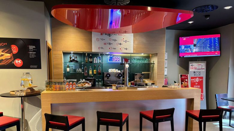 <b>Ibis Madrid Centro Las Ventas Lobby</b>. Images powered by <a href="https://www.leonardoworldwide.com/" title="Leonardo Worldwide" target="_blank">Leonardo</a>.