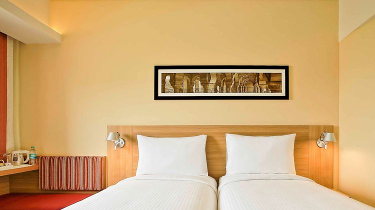 Ibis Chennai City Center Room