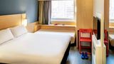 Ibis Copacabana Posto 5 Room