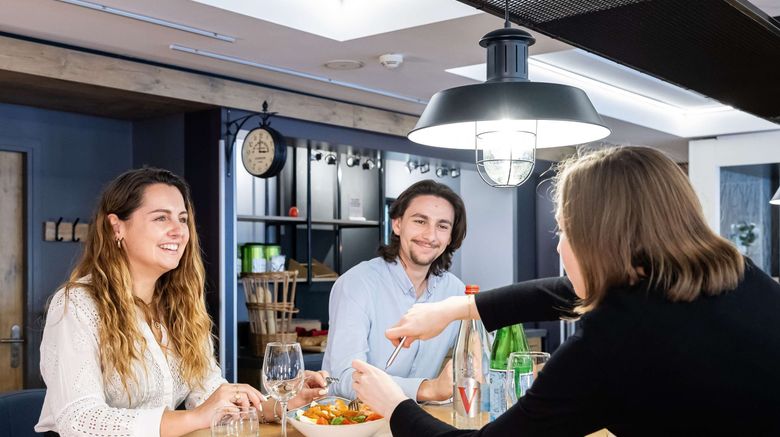 <b>Ibis Hotel Bordeaux Meriadeck Restaurant</b>. Images powered by <a href="https://www.leonardoworldwide.com/" title="Leonardo Worldwide" target="_blank">Leonardo</a>.