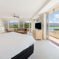 Pullman Reef Hotel Casino