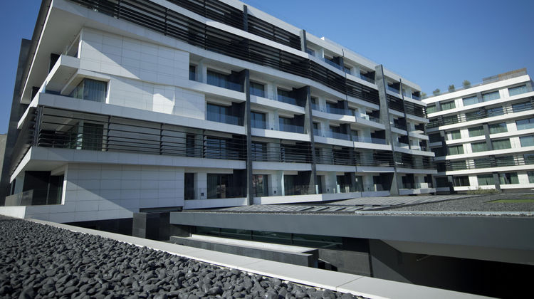 The Met Hotel, a Design Hotel Exterior