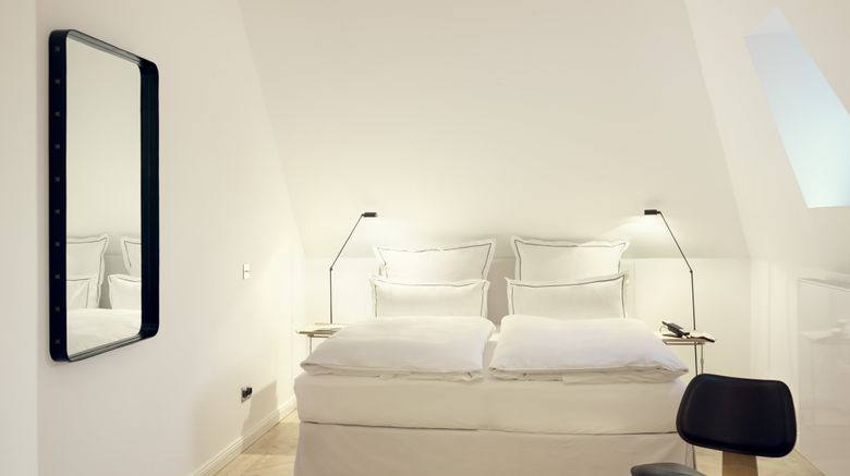 <b>The Qvest Room</b>. Images powered by <a href="https://www.leonardoworldwide.com/" title="Leonardo Worldwide" target="_blank">Leonardo</a>.