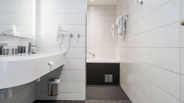 Thon Hotel Bergen Airport Room