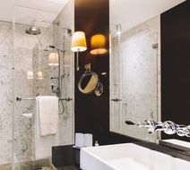 Hotel Topazz Room