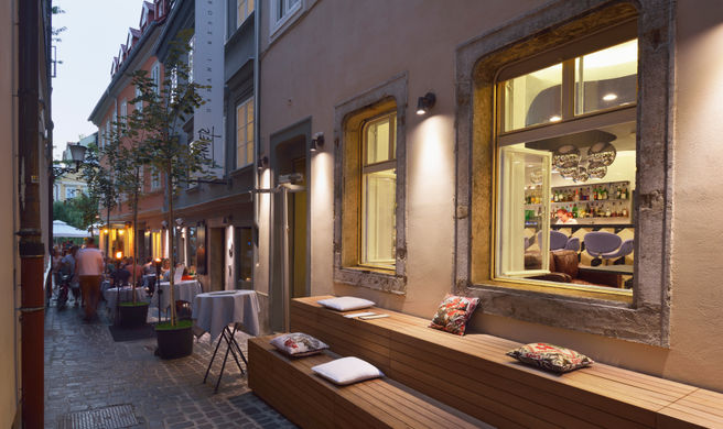 Vander Urbani Resort Exterior