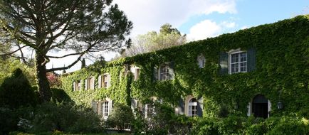 Baumaniere Les Baux de Provence Exterior