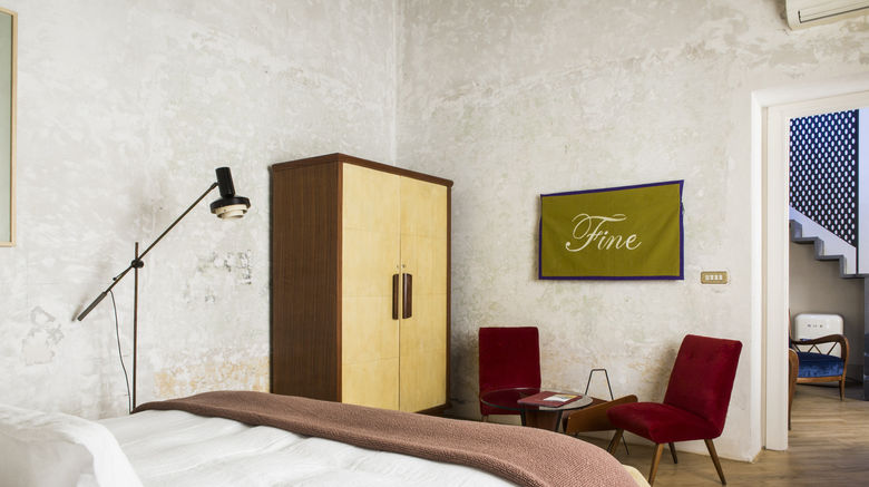 <b>G-Rough Luxury Suites Suite</b>. Images powered by <a href="https://www.leonardoworldwide.com/" title="Leonardo Worldwide" target="_blank">Leonardo</a>.
