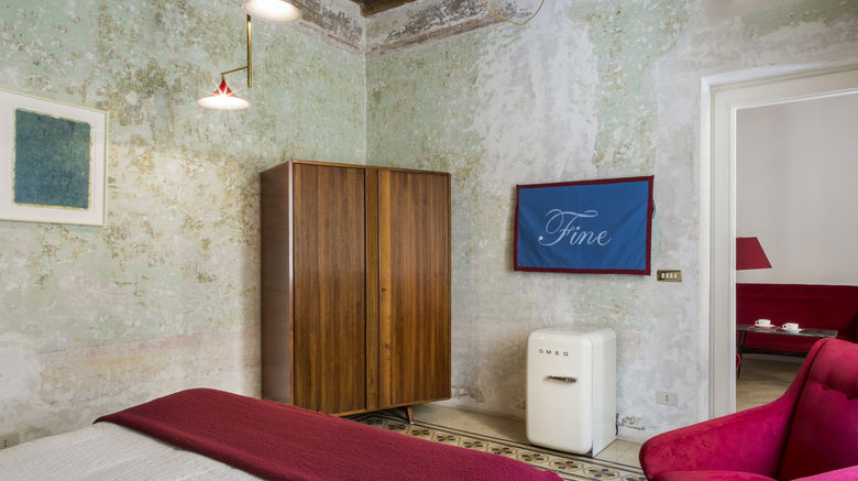 <b>G-Rough Luxury Suites Suite</b>. Images powered by <a href="https://www.leonardoworldwide.com/" title="Leonardo Worldwide" target="_blank">Leonardo</a>.