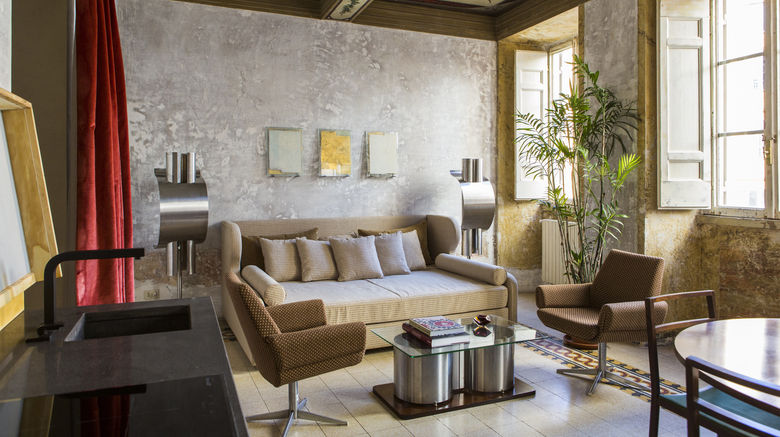 <b>G-Rough Luxury Suites Suite</b>. Images powered by <a href="https://www.leonardoworldwide.com/" title="Leonardo Worldwide" target="_blank">Leonardo</a>.