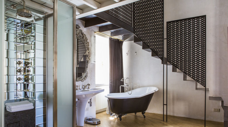<b>G-Rough Luxury Suites Suite</b>. Images powered by <a href="https://www.leonardoworldwide.com/" title="Leonardo Worldwide" target="_blank">Leonardo</a>.