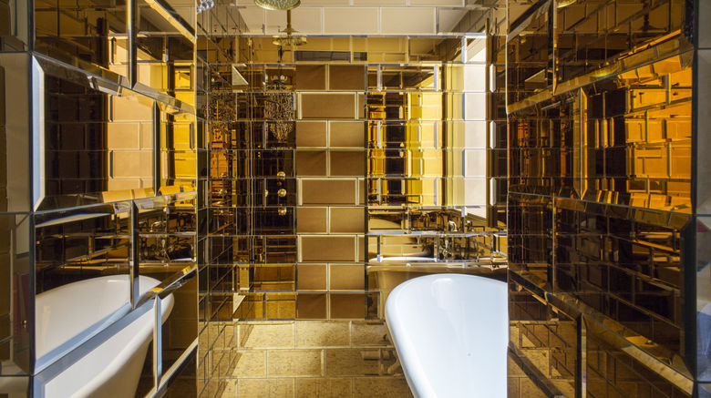 <b>G-Rough Luxury Suites Room</b>. Images powered by <a href="https://www.leonardoworldwide.com/" title="Leonardo Worldwide" target="_blank">Leonardo</a>.